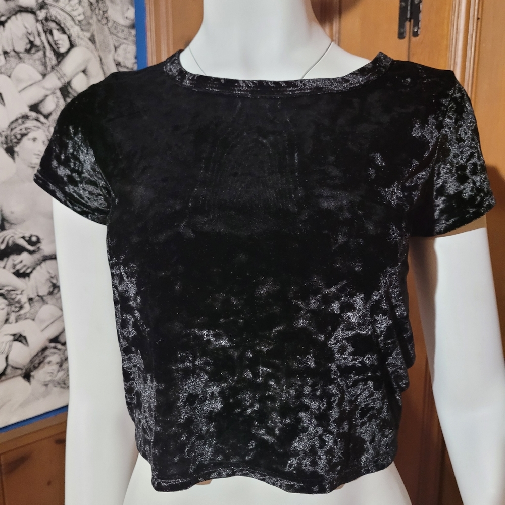 Crop top shirt
